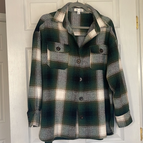 She+Sky Shacket. BNWOT! - Picture 4 of 8